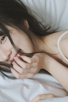 丰满人妻中伦妇伦精品APP